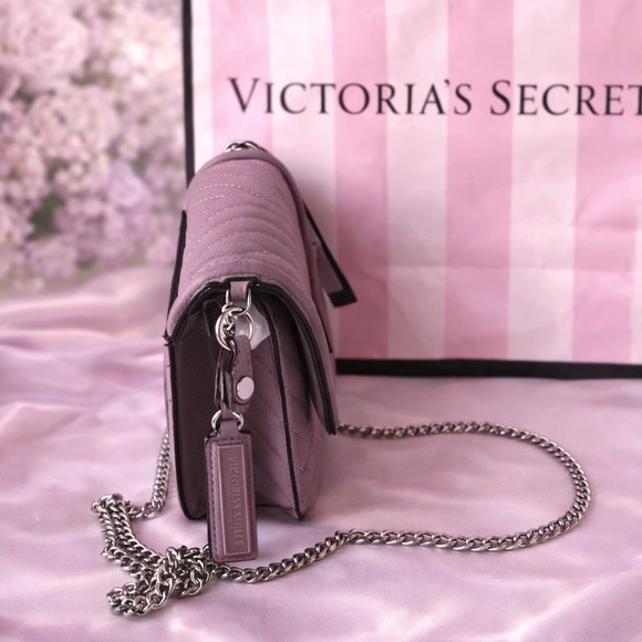 Victoria's Secret Mini Shoulder Bag Purse Crossbody V Quilt Logo in Lavender NWT - Picture 4 of 11
